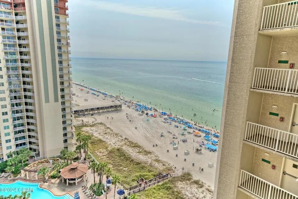 Beachfront Bliss At The Shores location